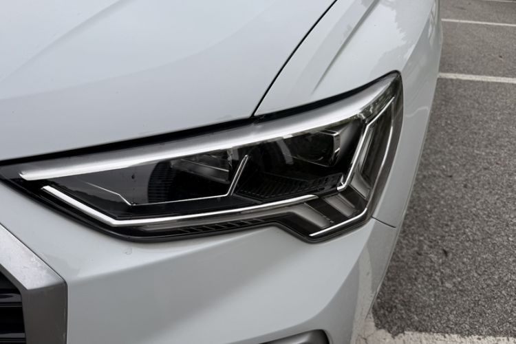 Used Audi Q3 2021 40 TFSI Fashion Dynamic Model