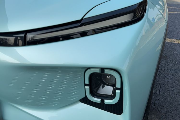 Used Geometry E Firefly 2024 301km Starlight
