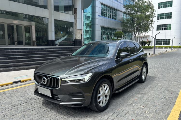 Used Volvo XC60 2019 T5 4x4 Smart Edition China V Standard