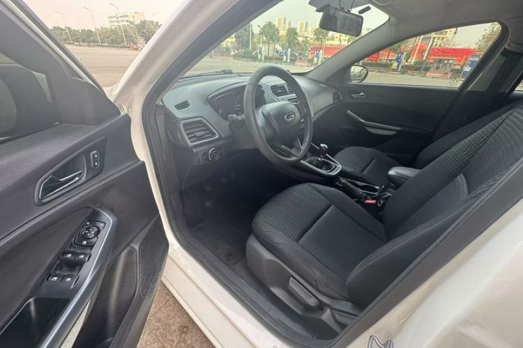 Used Ford Escort 2019 Revised Version 1.5L Manual Quality Enjoyment Type China VI Standard