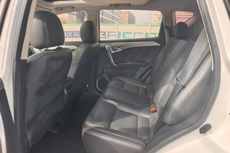 Used Geely Auto Vision X6 2016 1.8L Manual Luxury Model