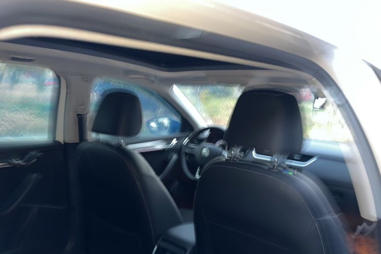 Used Skoda Octavia 2019 TSI280 DSG Luxury Edition Station Wagon China VI Standard
