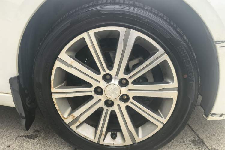 Used Peugeot 408 2015 1.2T Automatic Luxury Edition Exterior 4