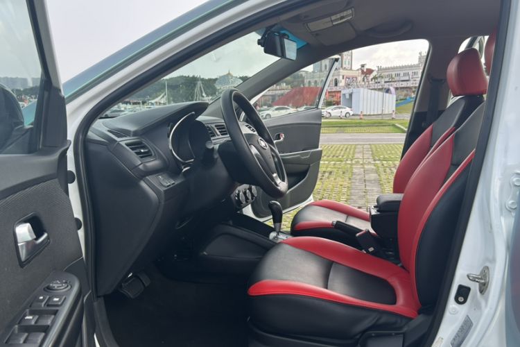 Used Kia K2 2015 Sedan 1.4L Automatic GLS