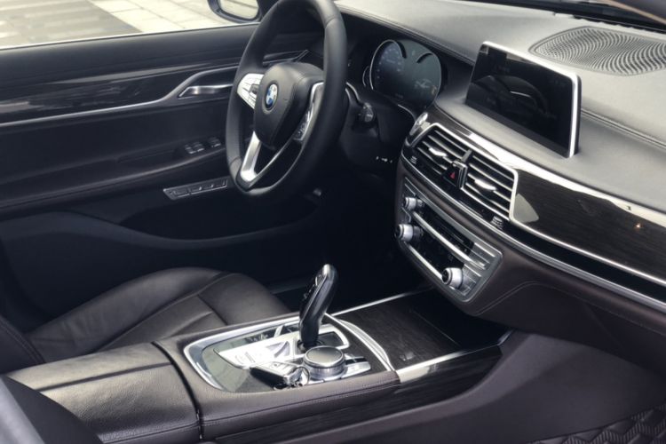 Used BMW 7 Series 2017 730Li Leading Model