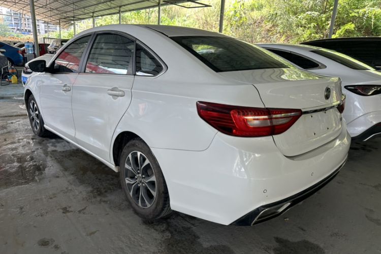 Used FORTHING Joyear S50 2017 1.5L Manual Luxury Model
