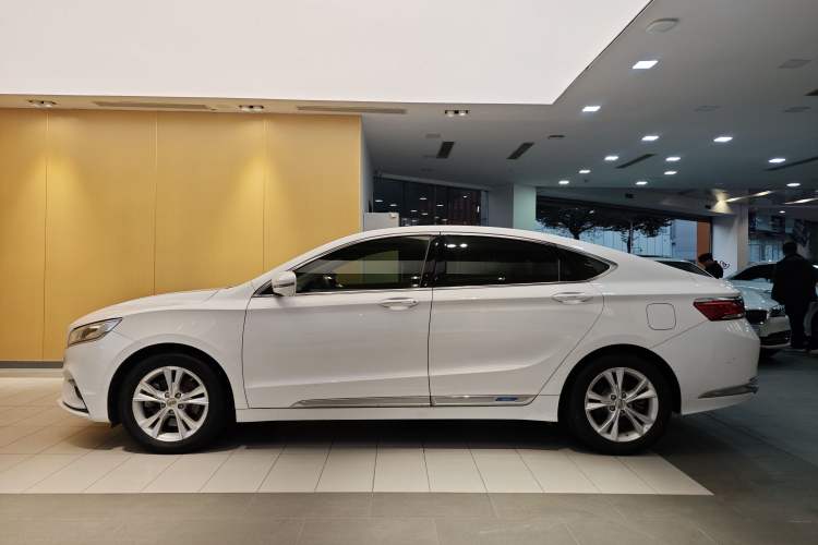 Used Geely Auto Emgrand GT 2018 1.5T MHEV Yaoxiang Edition
