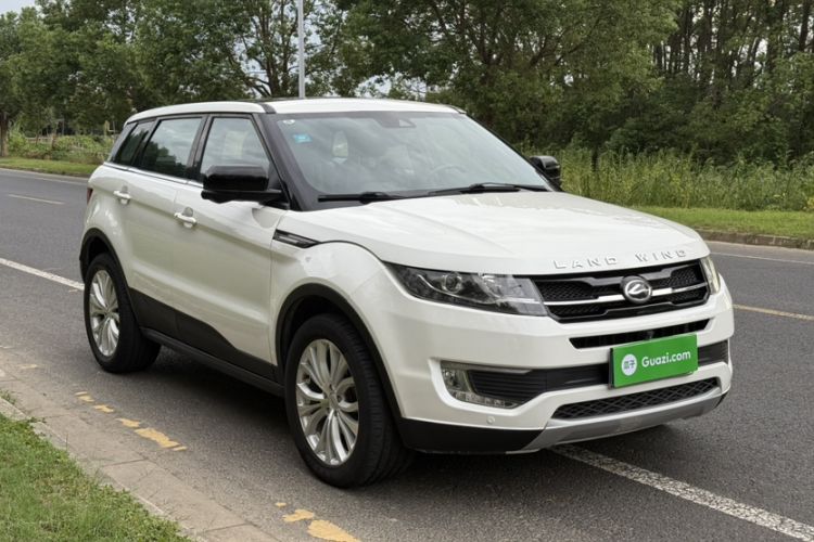 Used Land X7 2015 2.0T Panoramic Prestige Edition
