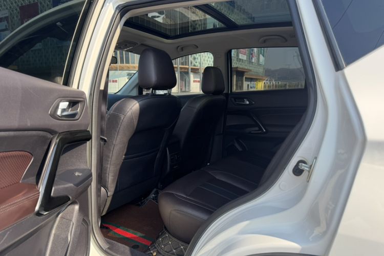 Used GAC Trumpchi GS4 2019 270T Automatic Two-Wheel Drive Elite Edition Interior 3