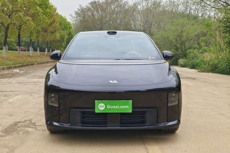 Used Li Auto i6 2025 Model Four-Wheel-Drive Standard Type Exterior 1