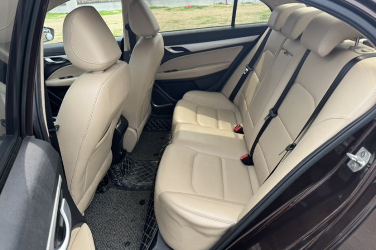 Used Geely Auto Emgrand 2018 1.5L Manual Luxury Model
