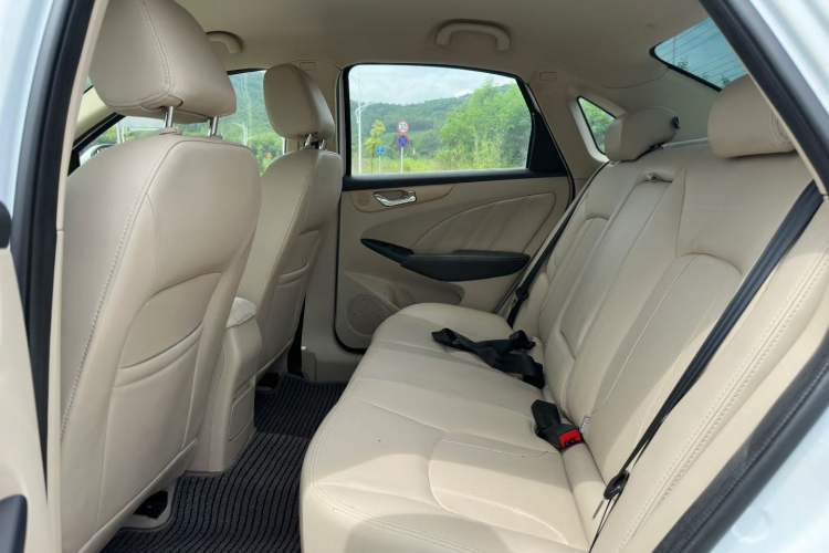 Used Chery Arrizo 7 2013 1.6L CVT ZhiShang Edition