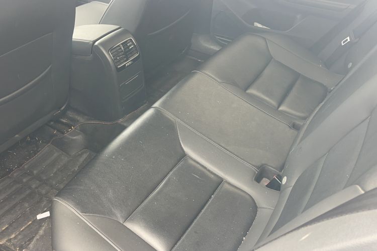 Used Volkswagen Sagitar 2018 1.6L Manual Comfort Model
