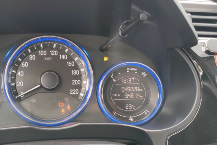 Used Honda City 2017 1.5L CVT Elite Edition Odometer Close Up