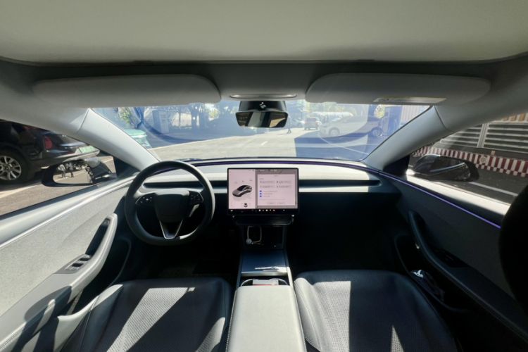 Used Tesla Model 3 2025 Rear-Wheel-Drive Version