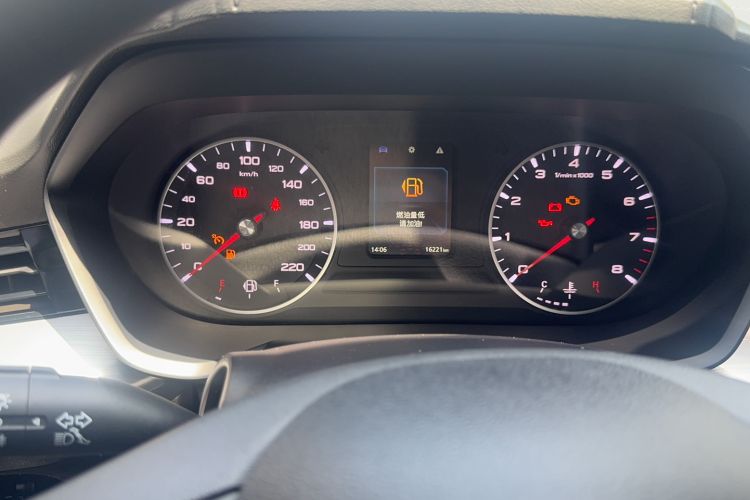 Used MG 5 2023 180 DVVT Manual Fashion Edition Odometer Close Up