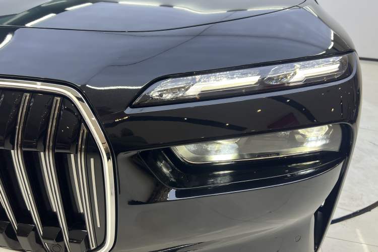 Used BMW 7 Series 2023 Updated 740Li Luxury Package Premium Edition