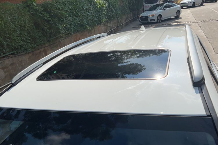 Used Geely Auto Vision X6 2016 1.8L Manual Luxury Model
