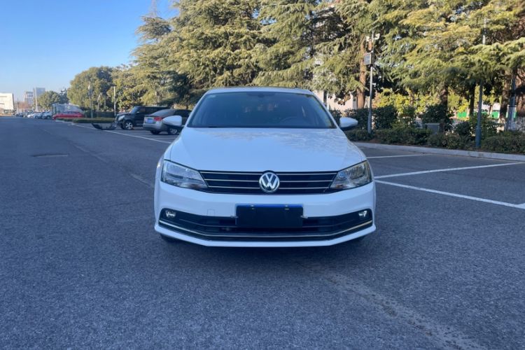 Used Volkswagen Sagitar 2017 180TSI Automatic Luxury Edition