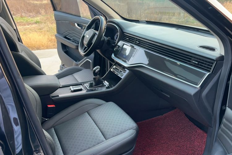 Used Sinotruk VGV U70 2020 1.5T Manual Elite Sunroof Version 7 Seats
