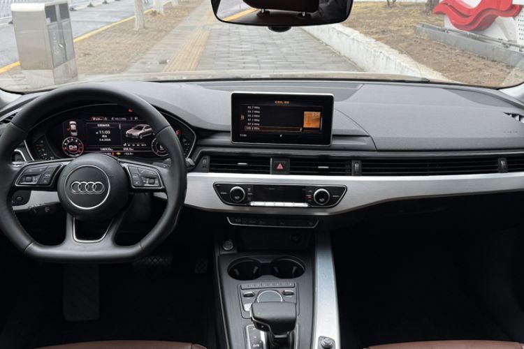 Used Audi A4L 2017 40 TFSI Sport Edition Interior 1