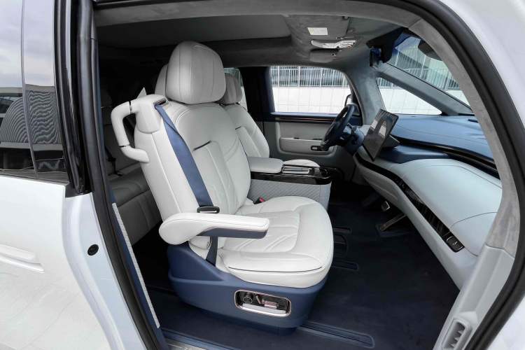 Used Zeekr MIX 2025 Long-Range Intelligent Driving Edition