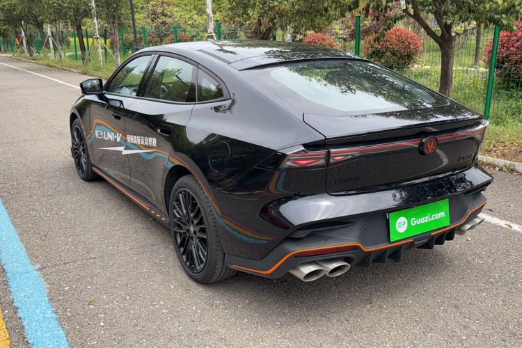 Used CHANGAN UNI-V 2025 Model Third-Generation 2.0T Dynamic Edition Exterior 6