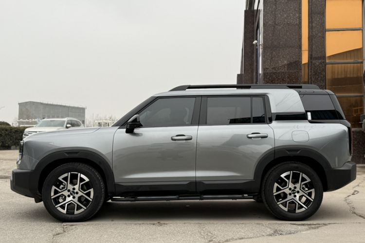 Used BAIC Off-Road BJ30 2026 Model Traveler 1.5T Hybrid Standard Version
