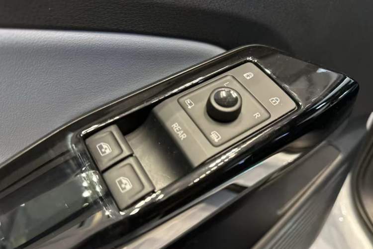 Used Volkswagen ID.4 X 2023 Pure Long-Range Version