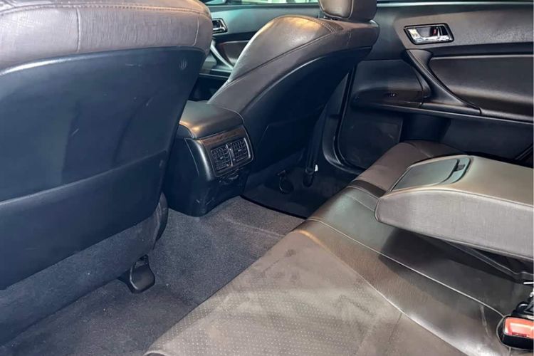 Used Toyota Reiz 2013 2.5V Shangrui Edition Interior 3