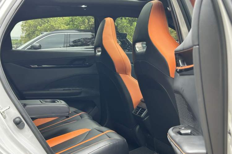 Used CHANGAN UNI-V 2024 1.5T Prestige Sport Edition
