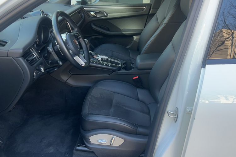 Used Porsche Macan 2021 Macan 2.0T
