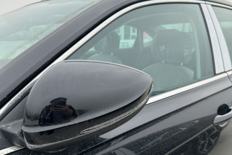 Used Volkswagen Passat 2026 Model, Outstanding 330TSI Elite Edition Exterior 4