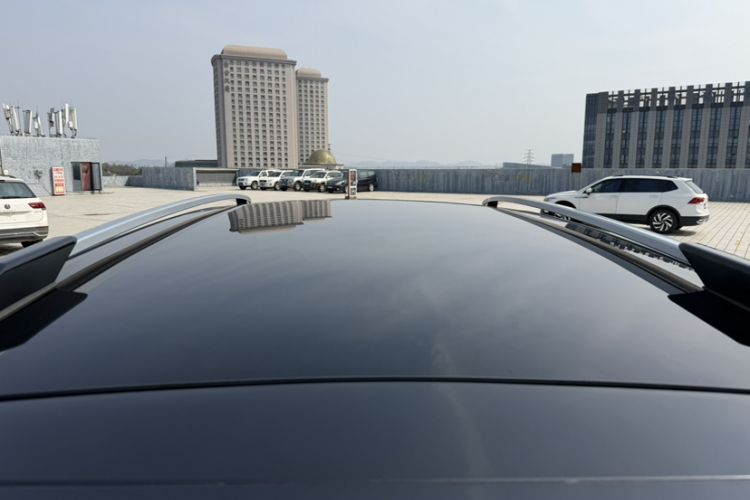 Used Hyptec HL 2025 700 Ultra Six-Seater All-Wheel-Drive LiDAR Version