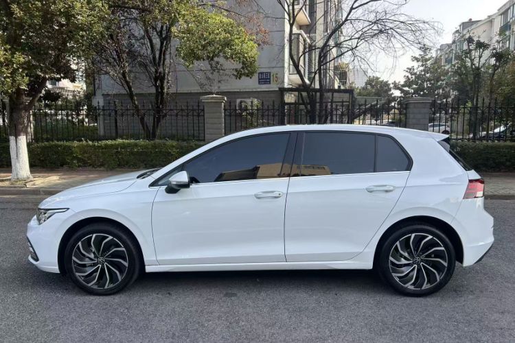 Used Volkswagen Golf 2024 280TSI DSG Pro 50th Anniversary Edition
