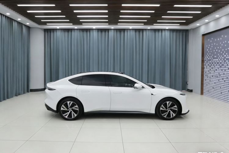 Used Nio ET5 2022 75 kWh
