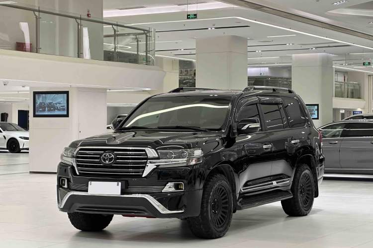 Used Toyota Land Cruiser 2017 4.0L GX 7-Seater U.S.-Spec Version