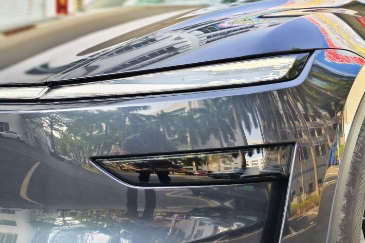 Used Tesla Model Y 2025 Rear-Wheel Drive First Edition