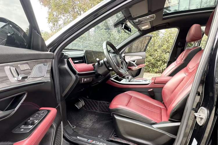 Used JETOUR X70 PRO 2023 1.6T DCT Enjoy PRO 7-Seater
