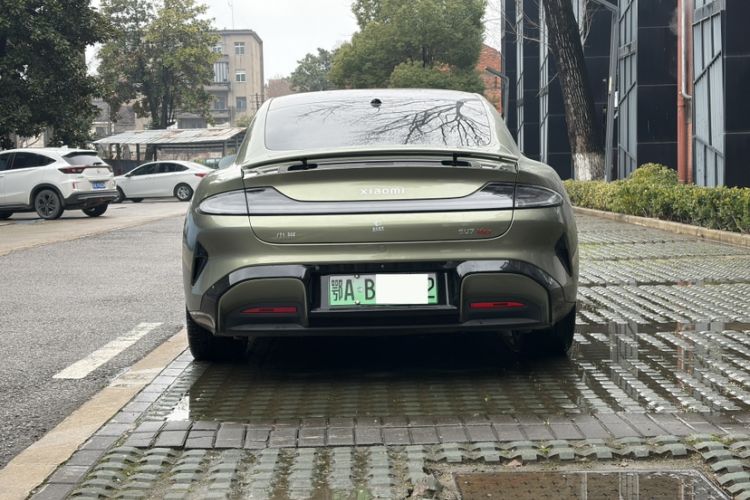 Used Xiaomi Auto SU7 2024 Four-Wheel Drive Ultra-Long Range Advanced Intelligent Driving Max Edition