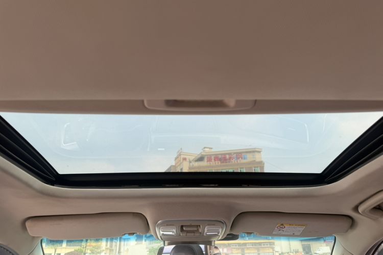 Used Geely Auto Emgrand GL 2019 1.4T CVT Elite Smart Edition Interior 7