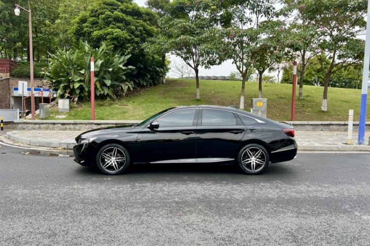 Used Honda Accord 2022 260TURBO Phantom Night · Prestige Edition
