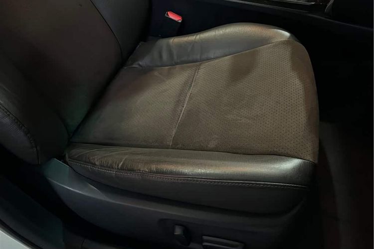 Used Toyota Reiz 2013 2.5V Shangrui Edition Interior 5