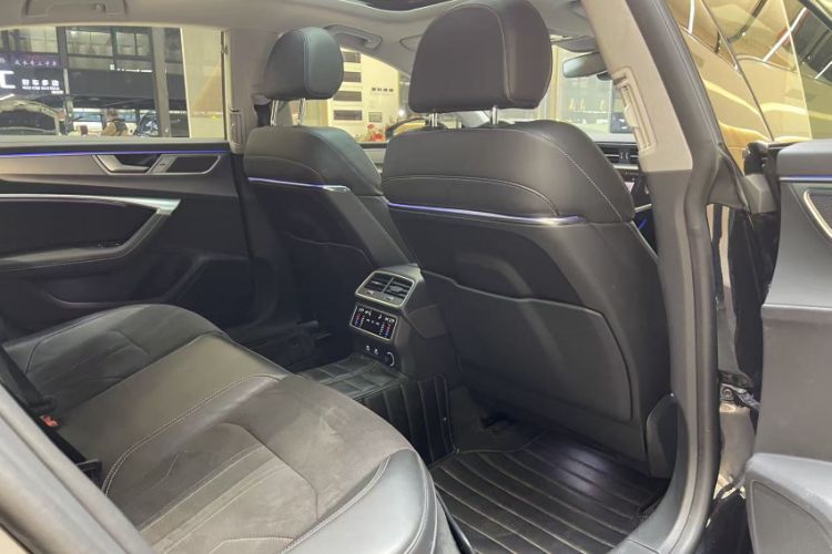 Used Audi A7L 2024 45 TFSI Luxury Edition
