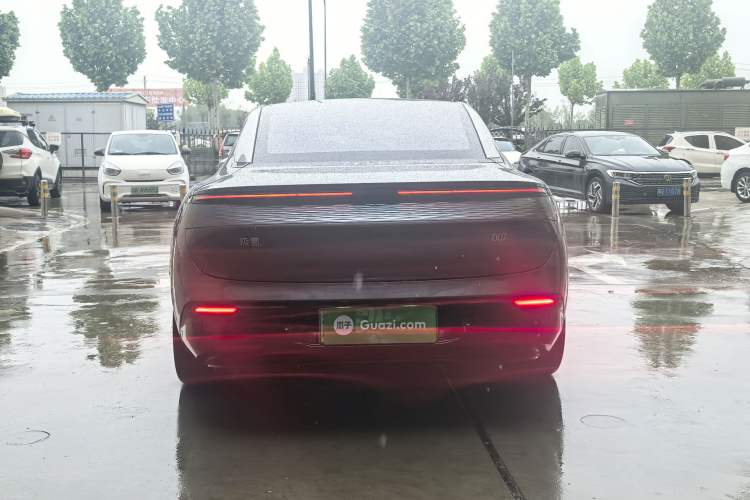 Used Zeekr 007 2024 Rear-Drive Intelligent Driving Version 75 kWh
