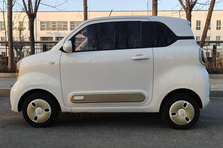 Used Bestune Pony 2025 222km Range Agile Horse
