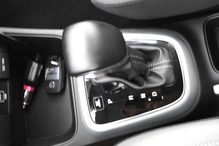 Used Kia kx1 Stonic 2019 1.4L Automatic Fun Edition China VI
