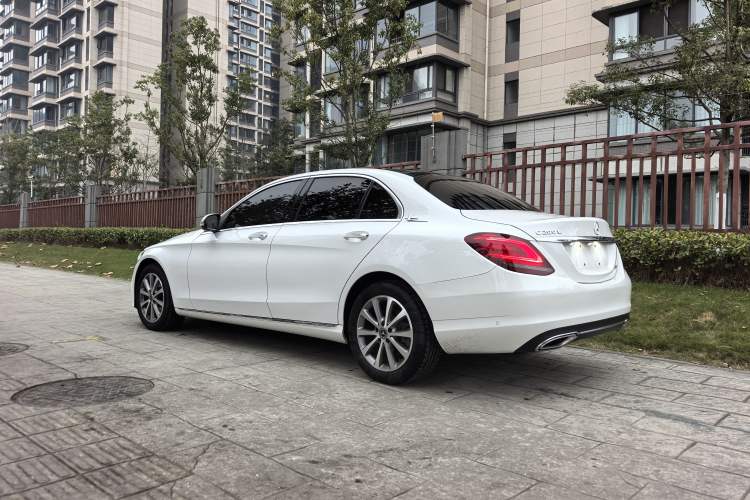 Used Mercedes-Benz C-Class 2021 C 200 L Fashion Model
