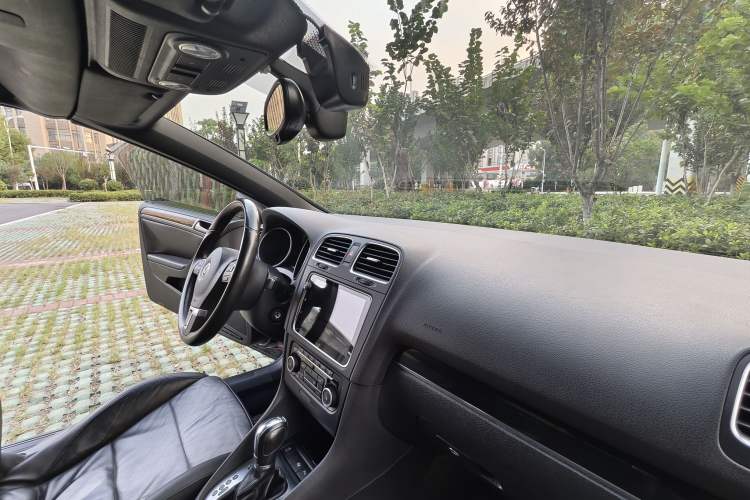 Used Volkswagen Golf 2012 1.4TSI Luxury Convertible Edition
