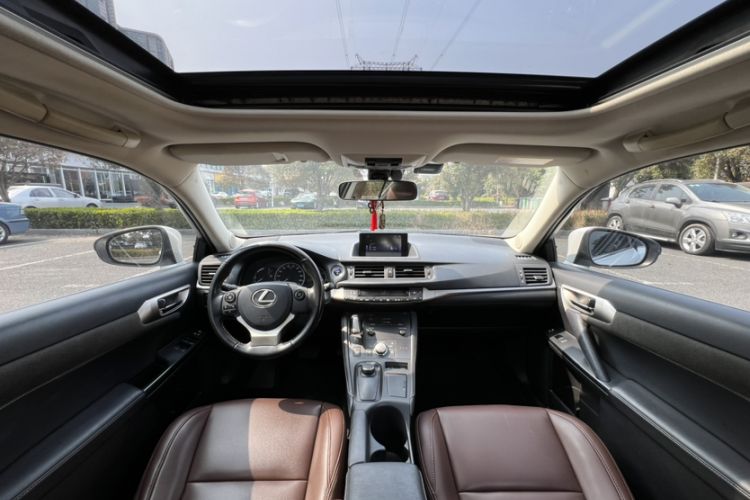 Used Lexus CT 2014 CT200h Comfort Edition Monochrome